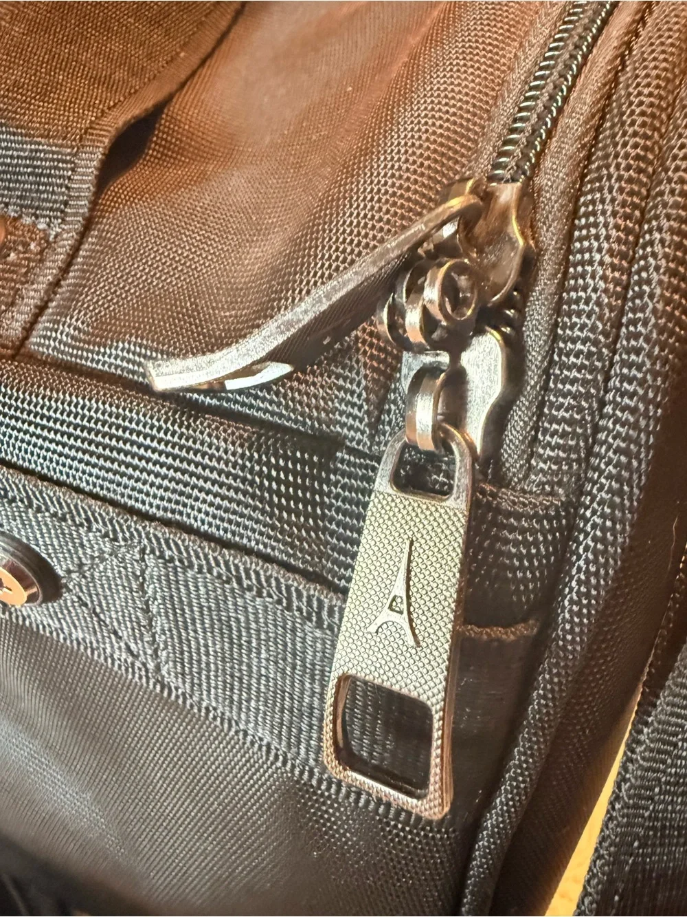 Travelpro Crew Versapack Deluxe Tote